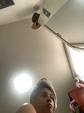 Snapshot of be_sinners chatting on September 18, 8:11 pm be sinners online show from September 18, 8:11 pm