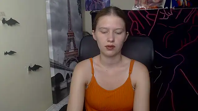 StellaCRL online show from May 9, 6:13 pm