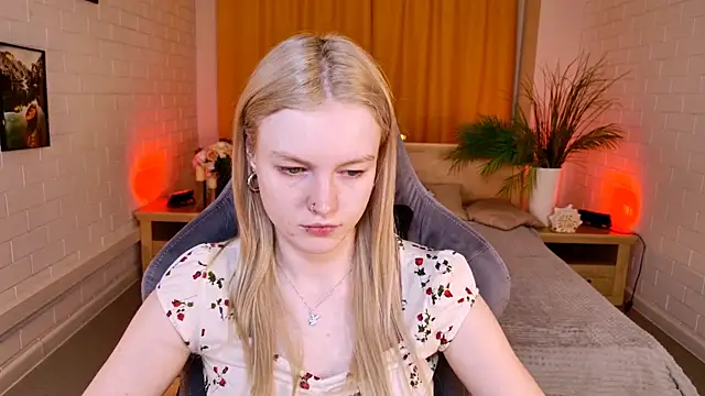 GraceGlamour online show from February 10, 5:11 am