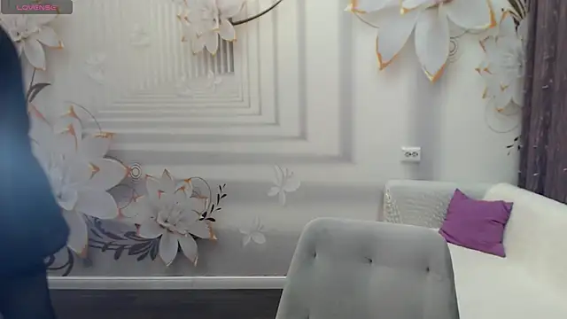 Snapshot of Hot_Girl87 chatting on February 28, 5:26 pm Hot Girl87 online show from February 28, 5:26 pm