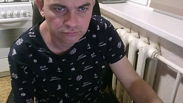 Snapshot of AlDON59 chatting on May 3, 8:48 pm AlDON59 online show from May 3, 8:48 pm