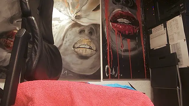 dani4334 online show from March 7, 8:55 am