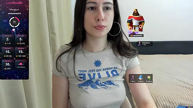 Snapshot of briannababy_ chatting on December 15, 5:53 pm briannababy  online show from December 15, 5:53 pm