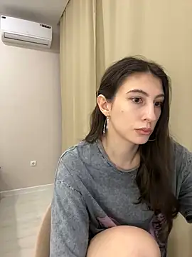 Snapshot of briannababy_ chatting on January 11, 7:16 pm briannababy  online show from January 11, 7:16 pm