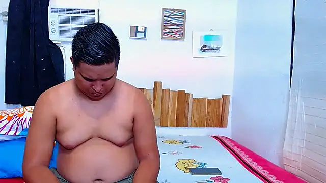 lucasandSofi online show from February 11, 8:47 pm