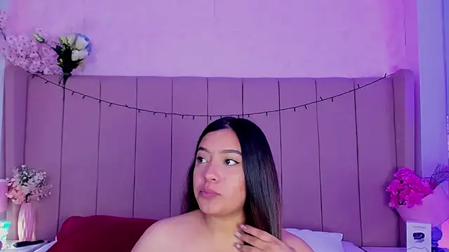 MollyBigBoobs12 online show from November 19, 8:42 pm