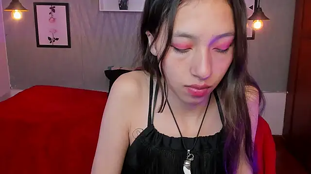 Snapshot of Valeria_roussi chatting on January 14, 5:34 pm Valeria roussi online show from January 14, 5:34 pm