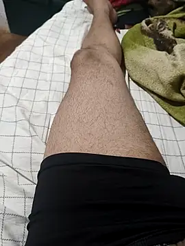 Snapshot of 01kirito chatting on March 1, 6:21 pm 01kirito online show from March 1, 6:21 pm