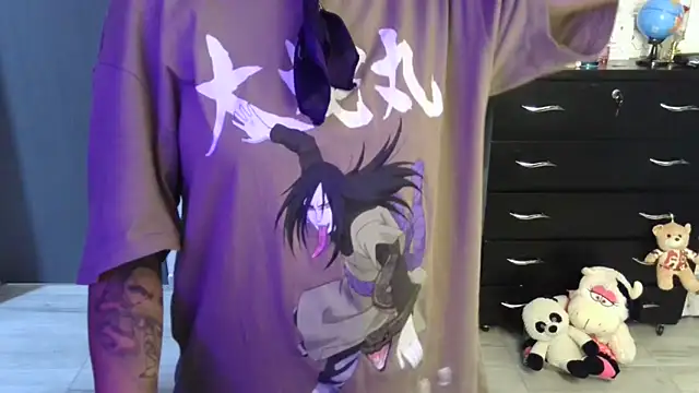 thomascooper7 online show from April 16, 9:39 pm