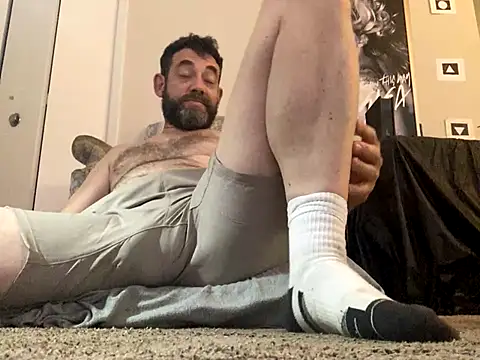 rickydickyskull online show from November 8, 4:23 am