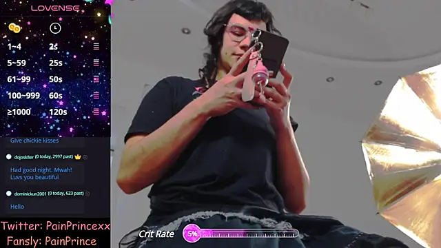 Snapshot of pain_princee chatting on December 11, 3:05 pm pain princee online show from December 11, 3:05 pm