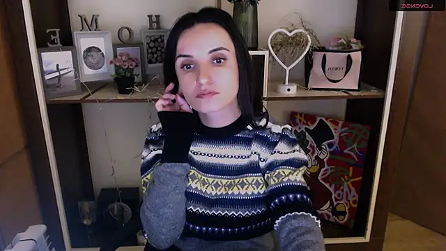 LaimaV  online show from December 15, 4:15 pm