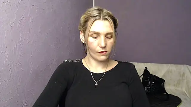 Snapshot of _sexy_lady chatting on December 20, 2:49 pm sexy lady online show from December 20, 2:49 pm