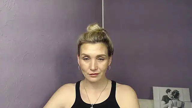 Snapshot of _sexy_lady chatting on January 2, 1:30 pm sexy lady online show from January 2, 1:30 pm