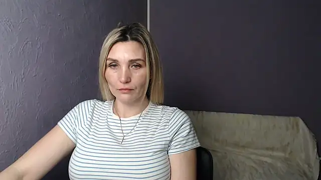 Snapshot of _sexy_lady chatting on February 18, 3:32 pm sexy lady online show from February 18, 3:32 pm