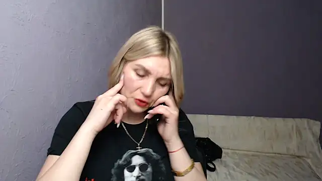 Snapshot of _sexy_lady chatting on March 13, 5:18 pm sexy lady online show from March 13, 5:18 pm