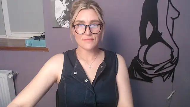  sexy lady online show from May 22, 1:06 pm