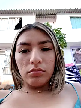 GIRL DONCELLA online show from December 18, 10:35 pm