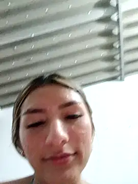 Snapshot of GIRL_DONCELLA chatting on December 23, 12:25 am GIRL DONCELLA online show from December 23, 12:25 am