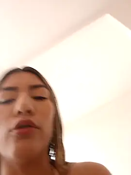 Snapshot of GIRL_DONCELLA chatting on March 11, 8:31 pm GIRL DONCELLA online show from March 11, 8:31 pm