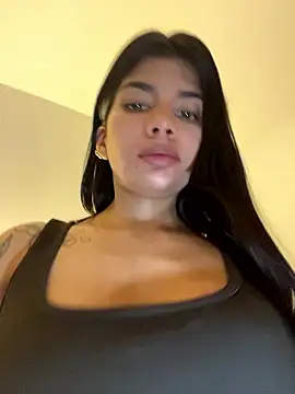 Snapshot of adop_me__ chatting on July 6, 11:18 pm adop me online show from July 6, 11:18 pm