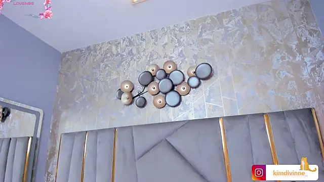 KimDevinne online show from February 15, 2:58 am