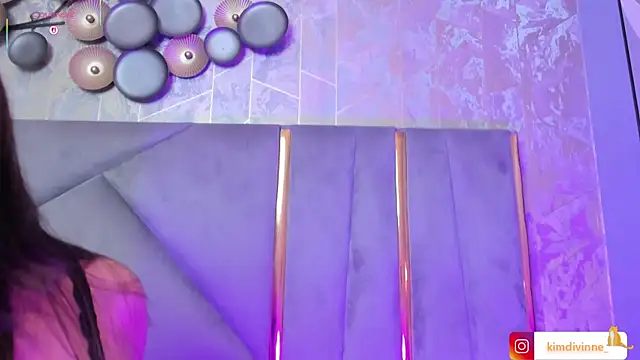 KimDevinne online show from September 17, 3:08 am