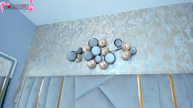 KimDevinne online show from January 9, 2:36 am