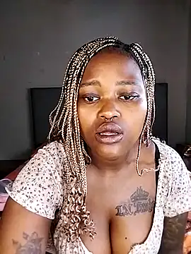 ThickPearlx23 online show from March 31, 8:04 am