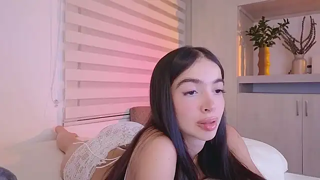 Siny Moore online show from March 15, 12:04 am