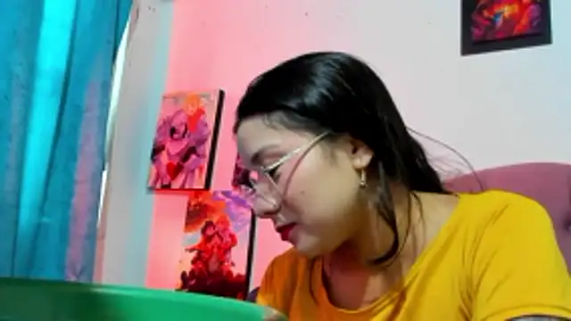 teffy lee online show from March 8, 9:51 pm