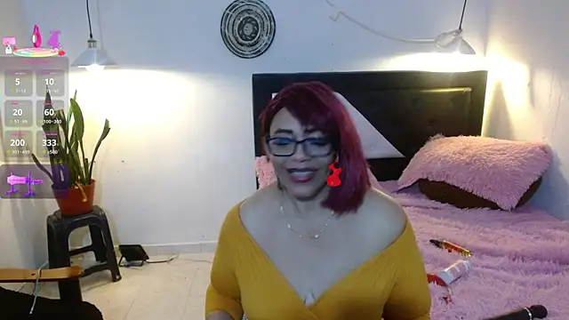 Snapshot of PervertedMature chatting on July 18, 2:05 am PervertedMature online show from July 18, 2:05 am