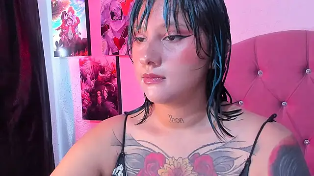 Snapshot of Mila_nixon02 chatting on June 11, 4:27 pm Mila nixon02 online show from June 11, 4:27 pm