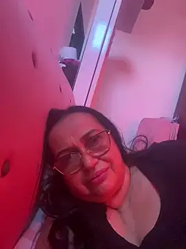 Gia Nahomi online show from January 9, 2:51 pm