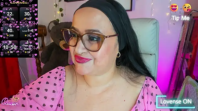 Gia Nahomi online show from March 5, 11:01 pm