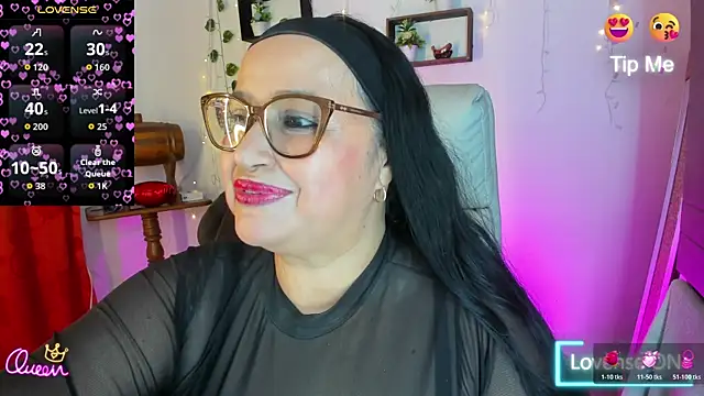 Gia Nahomi online show from March 31, 11:05 pm