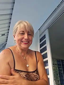 almaluna7 online show from March 23, 10:36 pm