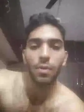 Snapshot of loganwollf chatting on January 5, 2:38 am loganwollf online show from January 5, 2:38 am