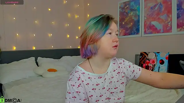 Sara Robinson online show from January 12, 2:39 am