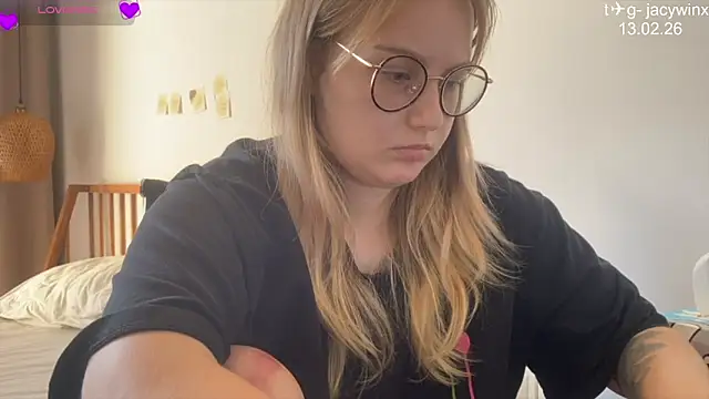 JacyWinslat online show from February 13, 8:43 am