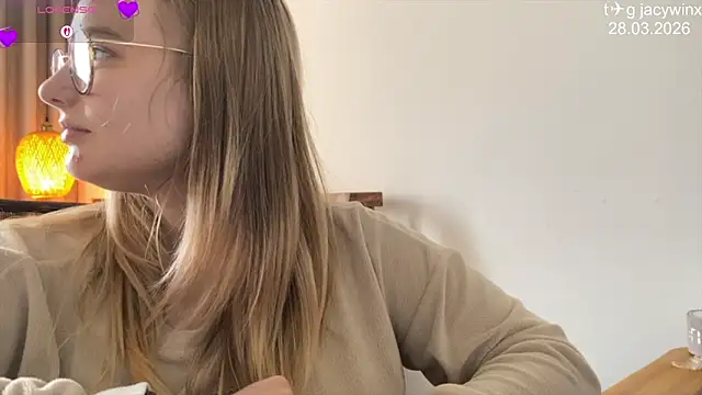 JacyWinslat online show from March 28, 10:15 am