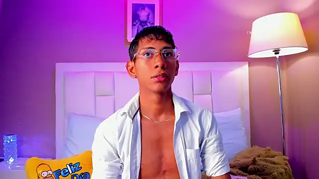 Snapshot of Nick_Collins18 chatting on February 25, 11:58 pm Nick Collins18 online show from February 25, 11:58 pm