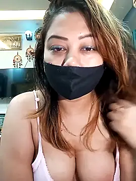 Cute-mona online show from January 16, 10:30 am