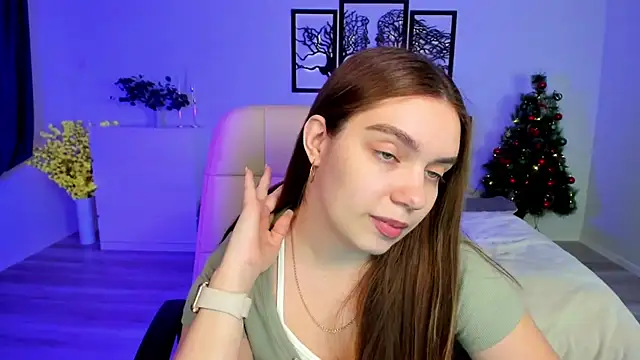 DaniellaLovely online show from January 21, 2:05 pm