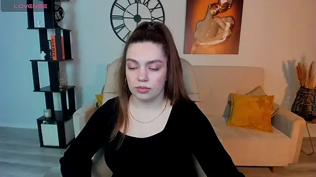 DaniellaLovely online show from March 5, 2:12 pm