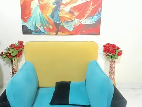 evaaelfiee online show from May 25, 3:34 am