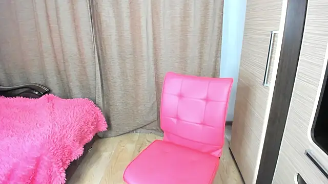 Snapshot of Megan_Black_Moon chatting on September 28, 9:47 am Megan Black Moon online show from September 28, 9:47 am