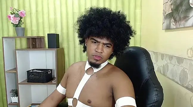 Snapshot of JaicobRuneer chatting on March 20, 1:13 am JaicobRuneer online show from March 20, 1:13 am