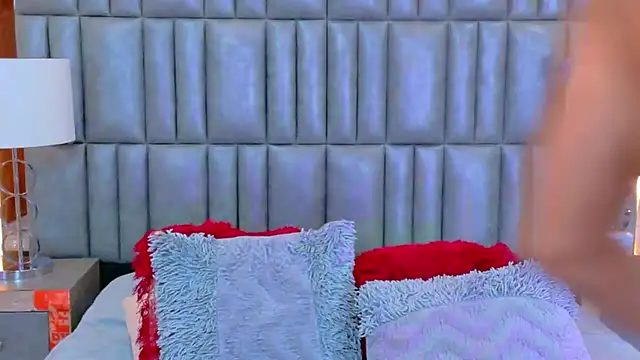 TiaraRosse online show from March 14, 3:28 pm