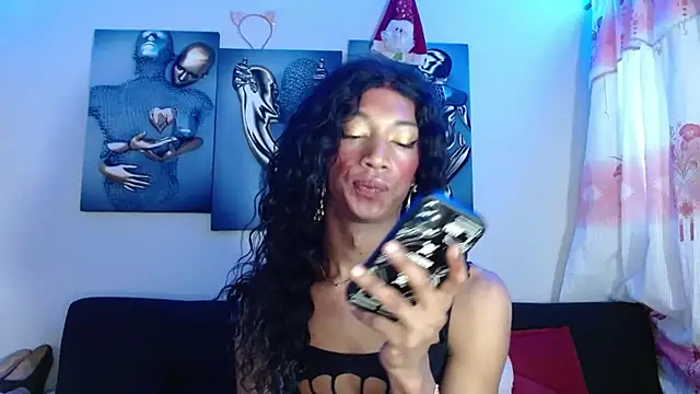 Snapshot of Maidi_ chatting on January 17, 1:35 pm Maidi online show from January 17, 1:35 pm